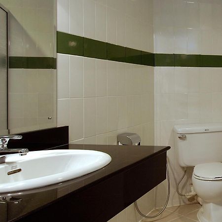 Berjaya Hotel Colombo Dehiwala-Mount Lavinia Екстер'єр фото