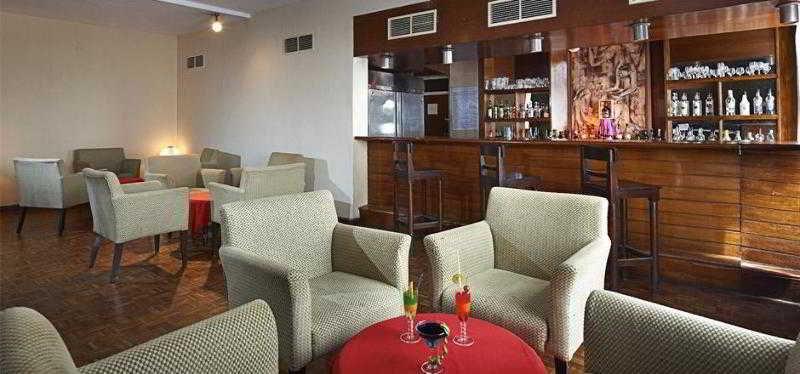 Berjaya Hotel Colombo Dehiwala-Mount Lavinia Екстер'єр фото