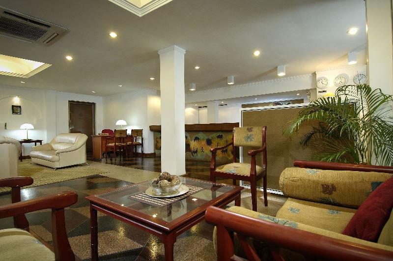 Berjaya Hotel Colombo Dehiwala-Mount Lavinia Екстер'єр фото