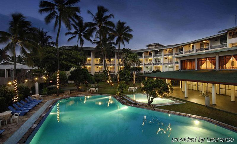 Berjaya Hotel Colombo Dehiwala-Mount Lavinia Екстер'єр фото