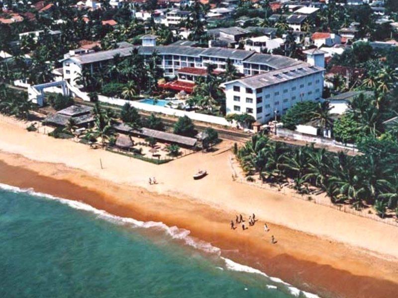 Berjaya Hotel Colombo Dehiwala-Mount Lavinia Екстер'єр фото