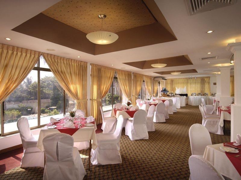 Berjaya Hotel Colombo Dehiwala-Mount Lavinia Екстер'єр фото