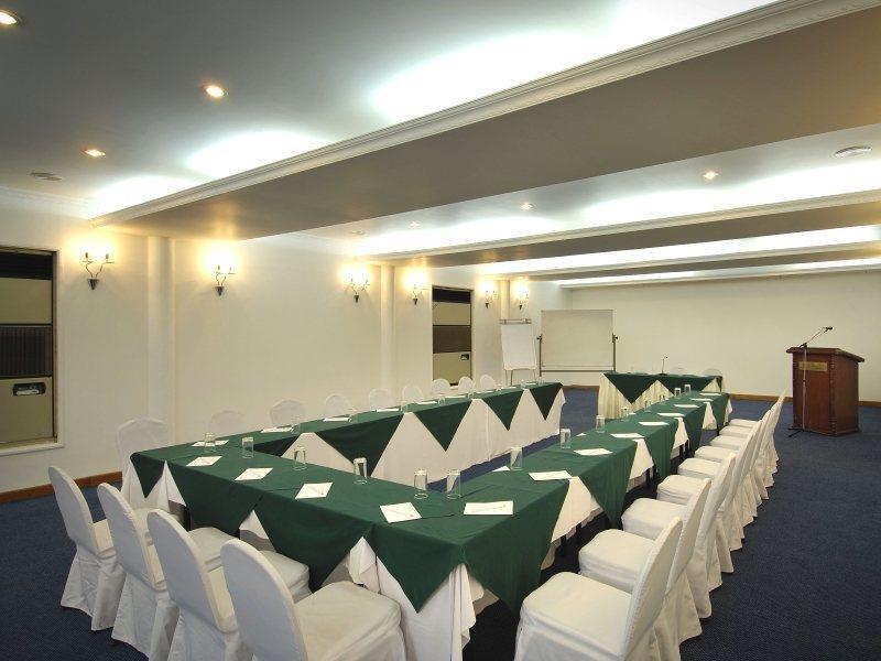 Berjaya Hotel Colombo Dehiwala-Mount Lavinia Екстер'єр фото