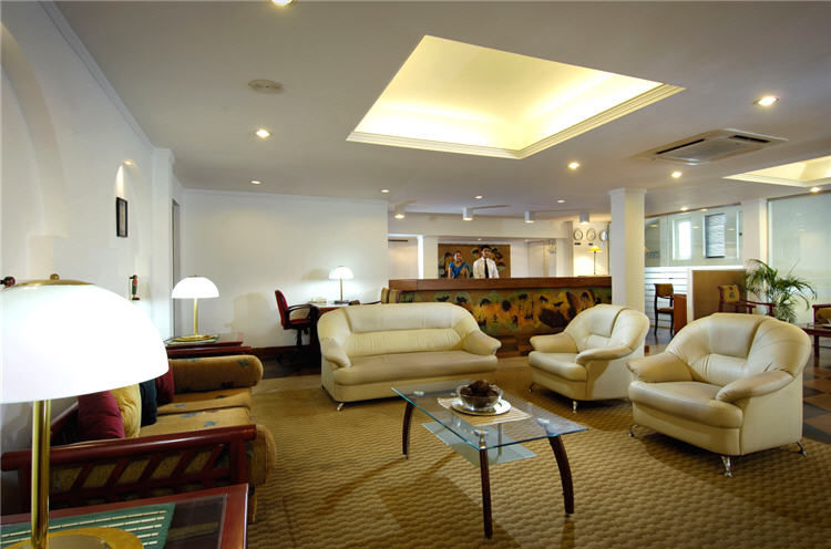 Berjaya Hotel Colombo Dehiwala-Mount Lavinia Екстер'єр фото