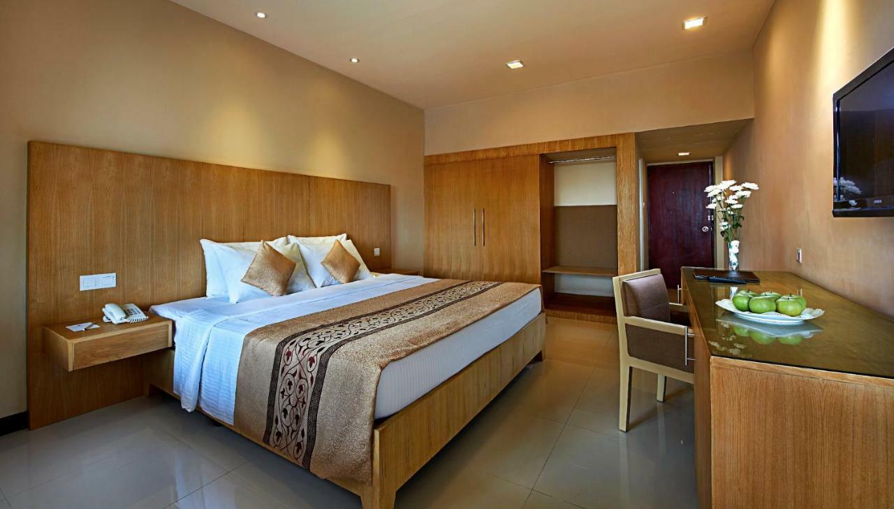 Berjaya Hotel Colombo Dehiwala-Mount Lavinia Екстер'єр фото