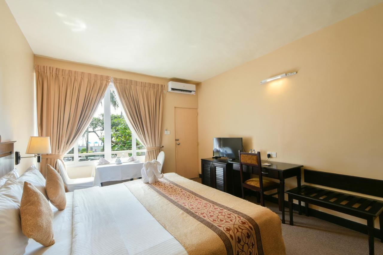Berjaya Hotel Colombo Dehiwala-Mount Lavinia Екстер'єр фото